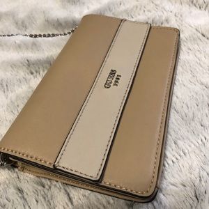 Guess Crossbody Wallet